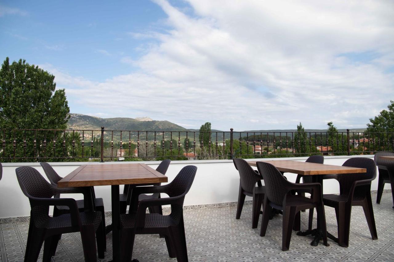 Imroz Elia Hotel Bagian luar foto