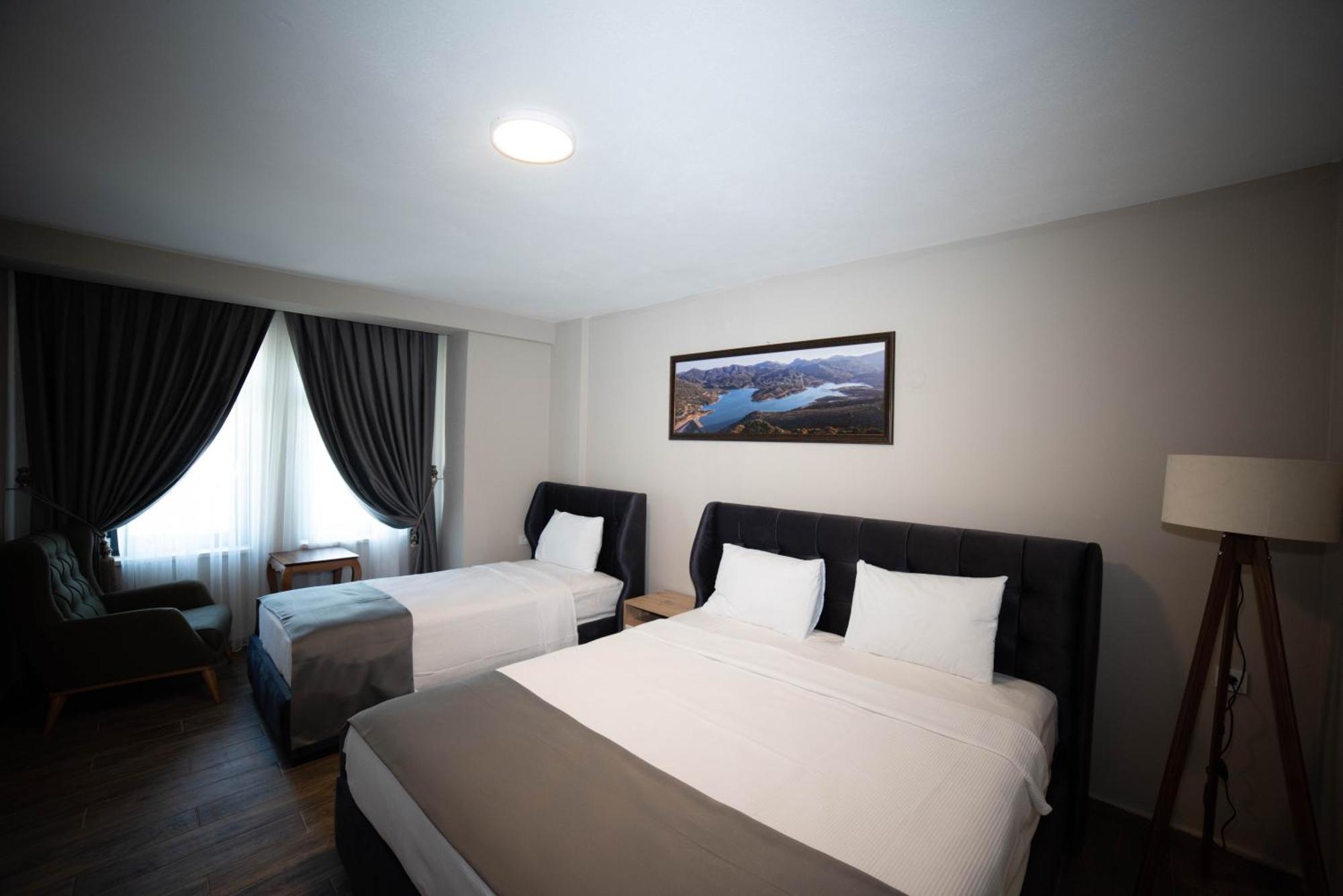 Imroz Elia Hotel Bagian luar foto