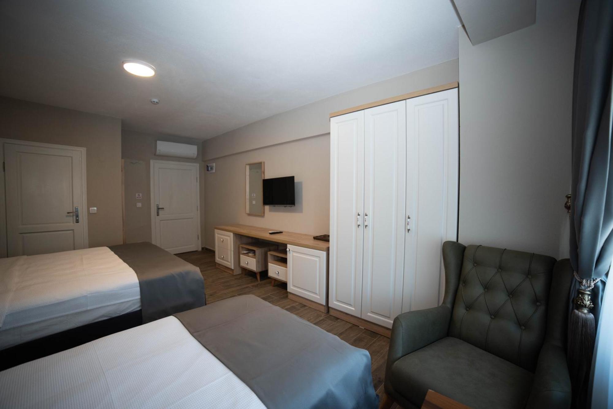 Imroz Elia Hotel Bagian luar foto