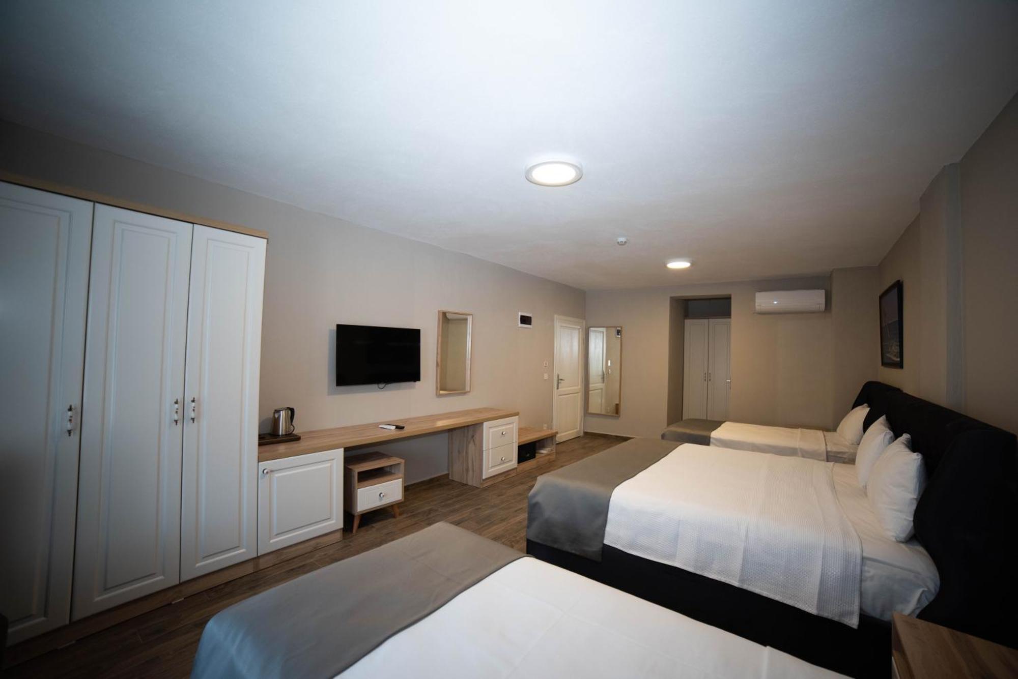 Imroz Elia Hotel Bagian luar foto