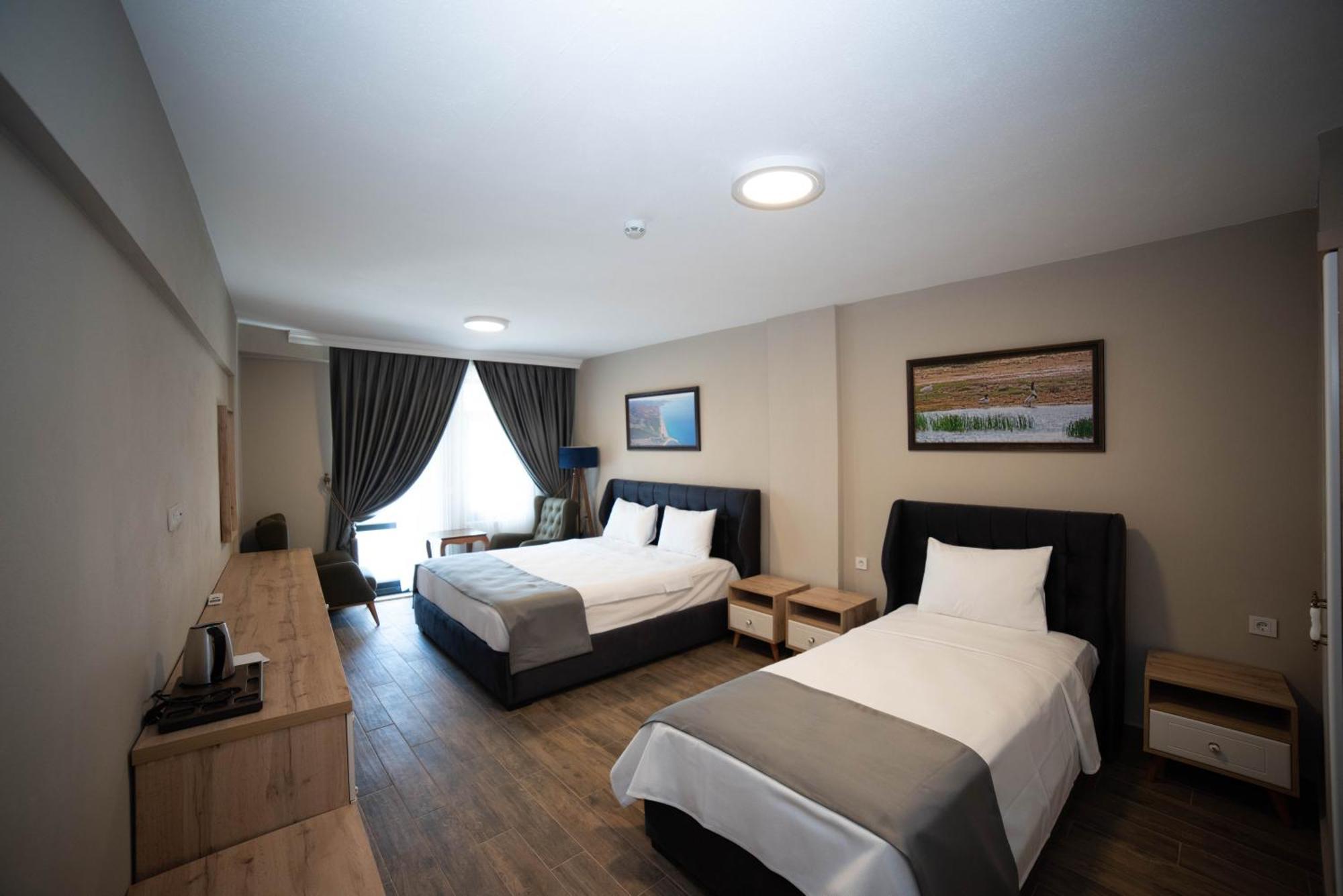 Imroz Elia Hotel Bagian luar foto